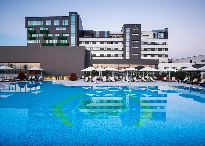 Emerald Hotel